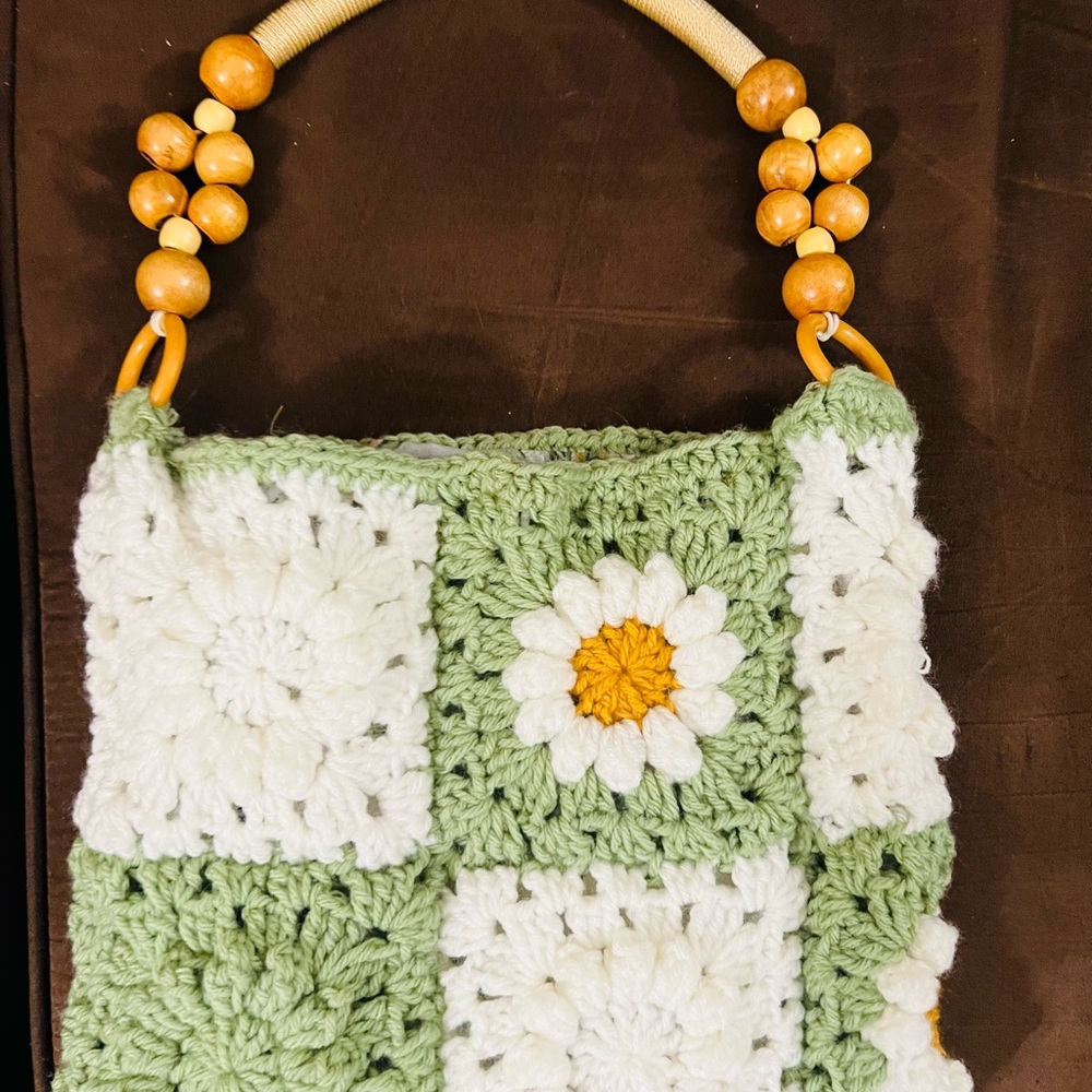 SOLD ***Handcrafted Crochet Floral Bag - Green and White